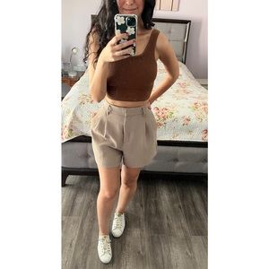 Wilfred Effortless Shorts 5 inch Taupe/Tan Women’s Size 6
